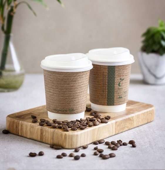 Vegware_concept_Hotcup_VDW-8_lids_wood_beans_plants_portait 8oz Double Wall hot cup