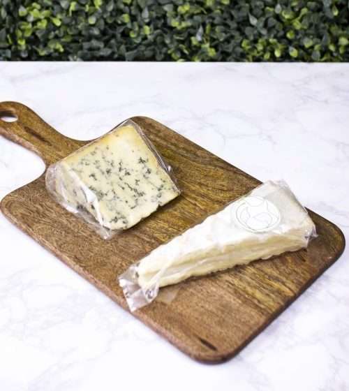 Vegware_concept_bagstogo_VGN3_VGN4_cheese_marble_board_portrait clear film baguette bag