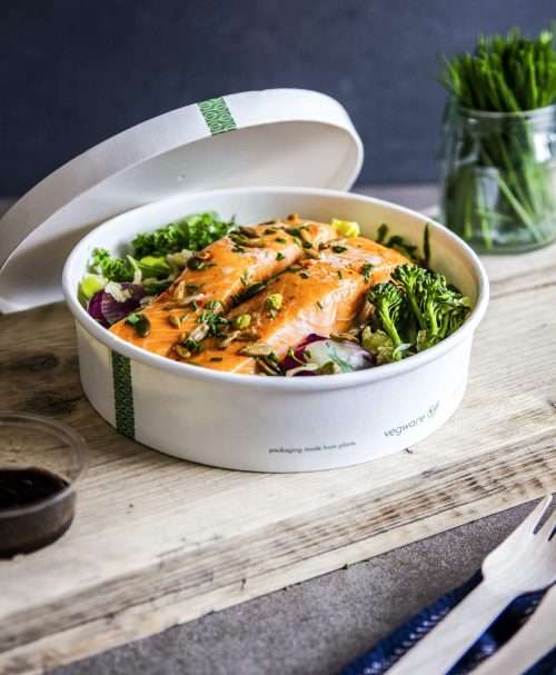 Vegware_concept_bonappetitbowls_RSC-26_VL185P_wood_slate_cutlery_salmon_portrait 26oz PLA-lined paper food bowl PLA-Lined Paper Lid