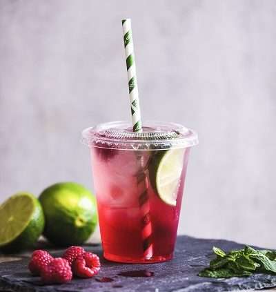 Vegware_concept_coldcups_R360CE_lid_straw_slate_wood_raspberry_lime_mint_cocktail_portrait
